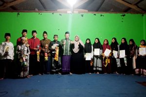 Kyai Abdullah SAM berrsama Juara Porseni 2021 Pesantren Rakyat Al-Amin