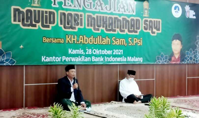 Kiai Abdullah SAM Ngaji Maulid Nabi di Bank Indonesia Malang