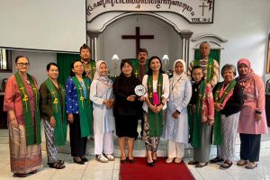 2 Santri Pesantren Rakyat Tumbuhkan Perspektif Lintas Iman di GKJW Batu