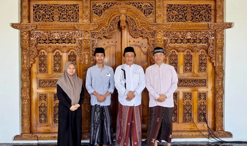 KH Abdullah SAM Ajak Eks Kepala BI Malang Kunjungi Pesantren Rakyat Luman