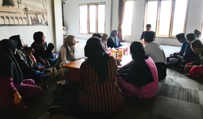 Briefing Harian Lembaga, KH Abdullah SAM Angkat Filosofi Pohon Jati-Sengon