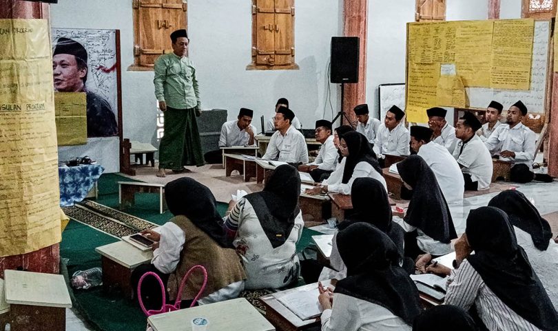 ‎Tekankan Kemampuan Prediktif, KH Abdullah SAM Bekali Pengurus Mental Kepemimpinan