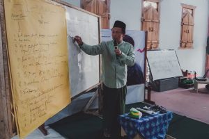 KH Abdullah SAM - Membaca Zaman dengan Bahasa Coding