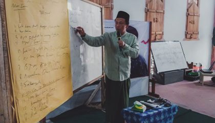 KH Abdullah SAM - Membaca Zaman dengan Bahasa Coding
