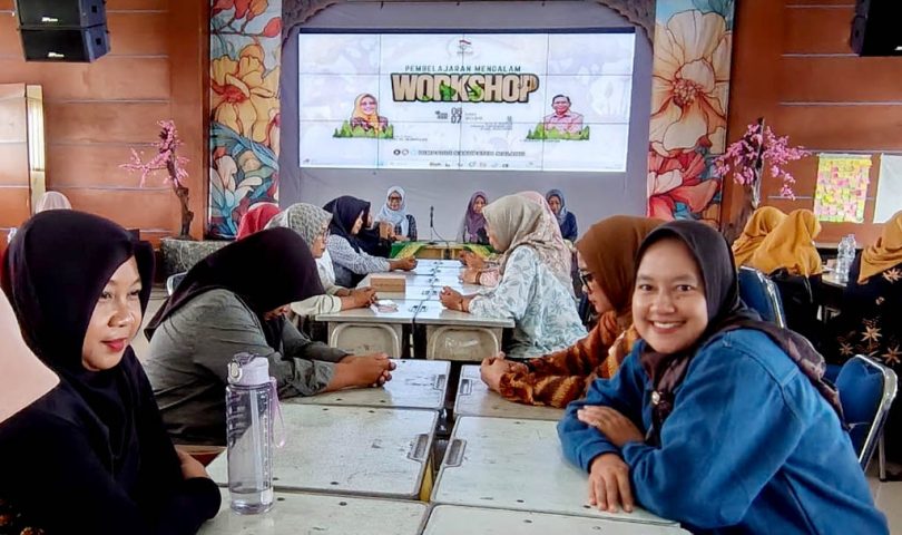 Kepala KB Pesantren Rakyat Ikuti Workshop Pembelajaran Mendalam HIMPAUDI Kabupaten Malang - 1