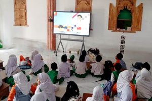 Viral di Medsos, SDII Pesantren Rakyat Cegah Siswa Ikuti Sujud Freestyle - 1